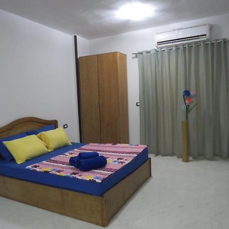 Apartment Taranto Near The Sea Redsealine 洪加達 外观 照片