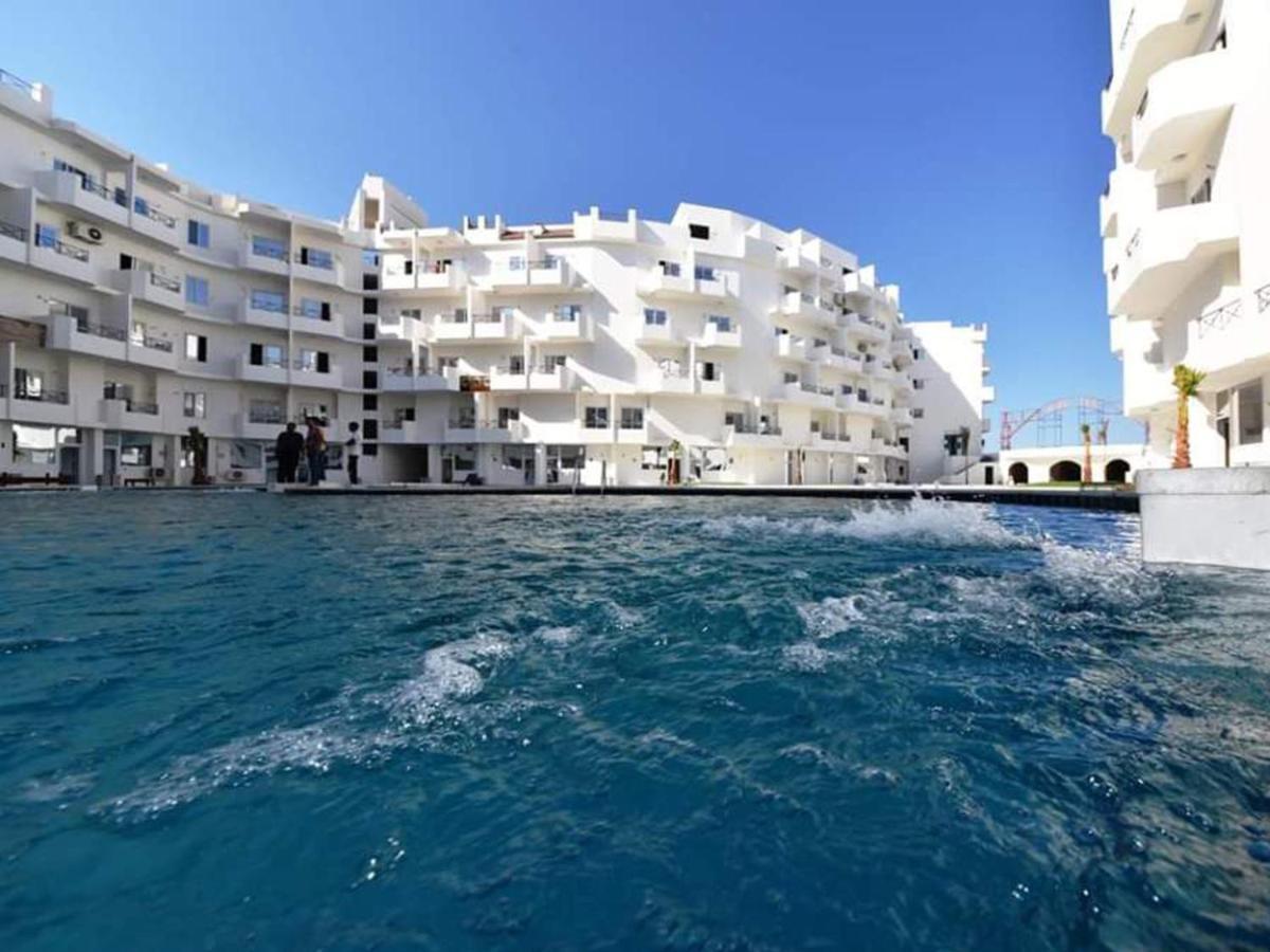 Apartment Taranto Near The Sea Redsealine 洪加達 外观 照片