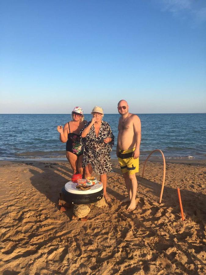 Apartment Taranto Near The Sea Redsealine 洪加達 外观 照片